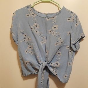 Floral Front Tie Crop Top